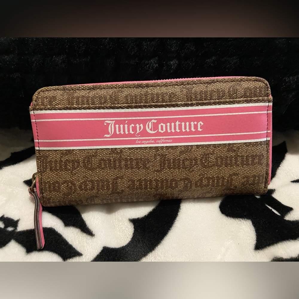Juicy couture wallet